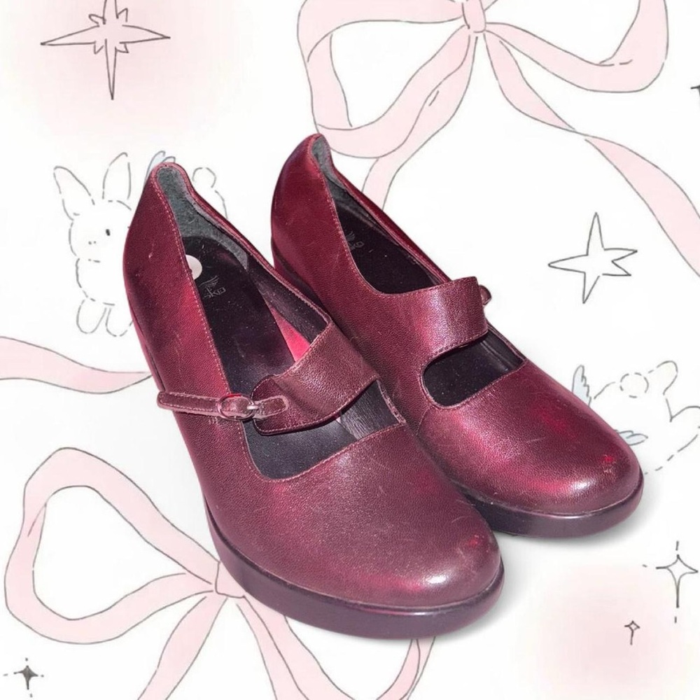 Dansko Burgundy Mary Jane Heels